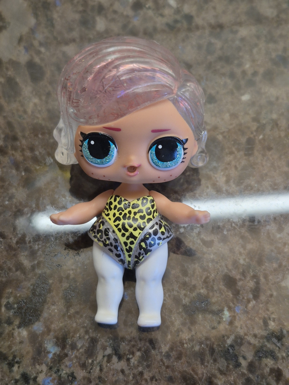 LOL Surprise Doll Winter Disco Glitter MGA Entertainment